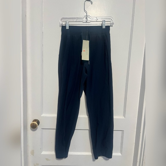 Sweaty Betty Navy Winter Explorer Trouser 25" NEW WITH TAG $120 - Picture 1 of 6